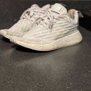 Womens Adidas NMD. White & Gray.